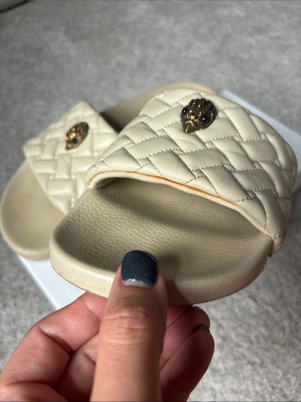Kurt Geiger Quilted Meena Eagle Cream Slides, sz 10 - Picture 6 of 11